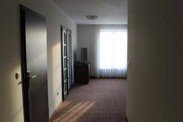 Фото номера Апартаменты с балконом Отель Hotel Marusza г. Грудзёндз 2